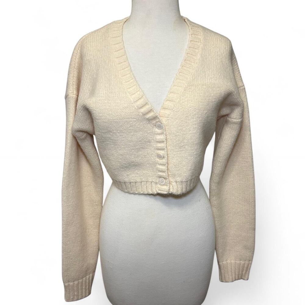Fuzzy Cropped Cardigan Women’s Small V-Neck 3-Button Blue Blush